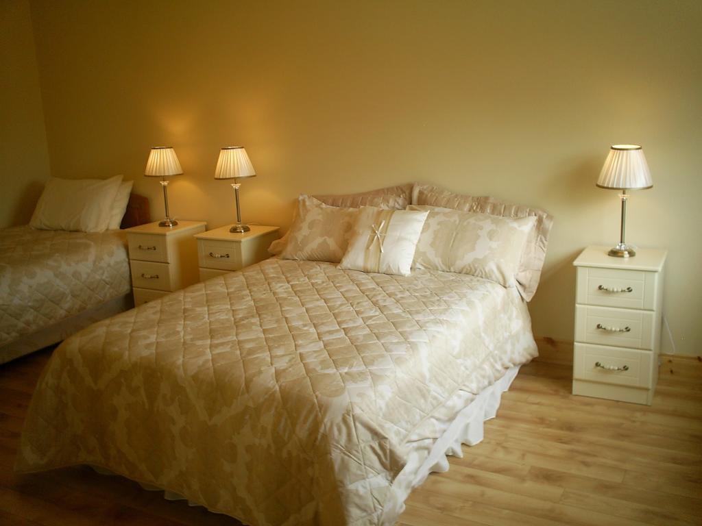 Вилла Derry House Листоуэл Номер фото