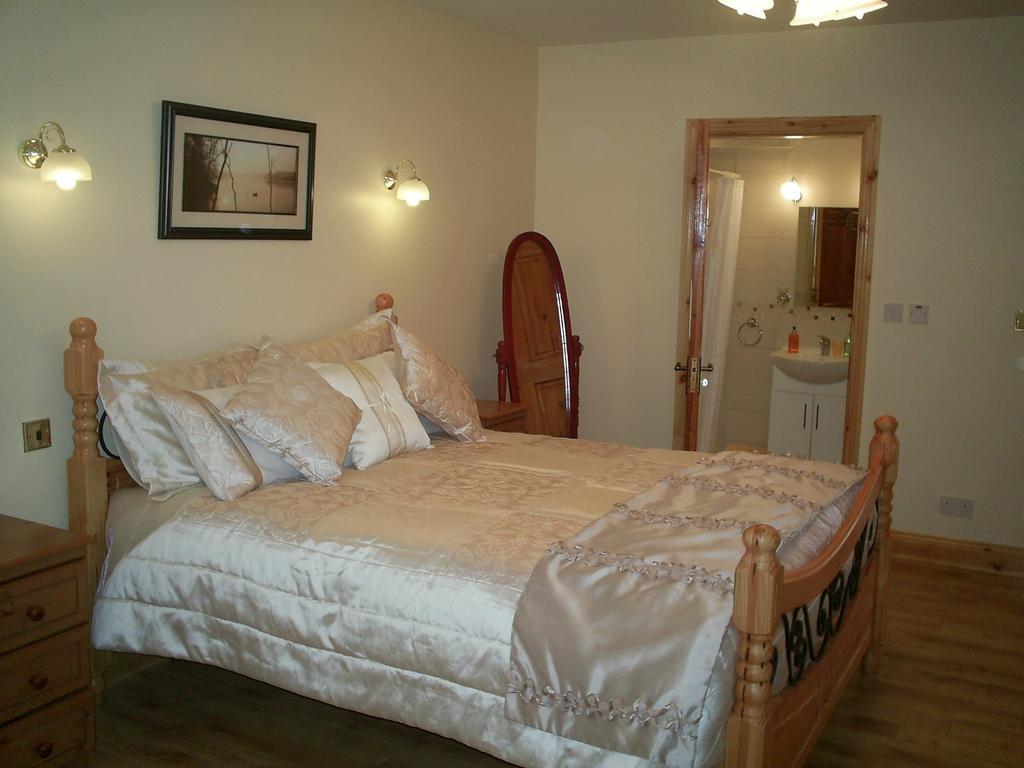 Вилла Derry House Листоуэл Номер фото